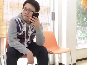 Simoyaka6: The famous Japanese gay boy on YouTube and Ustream.